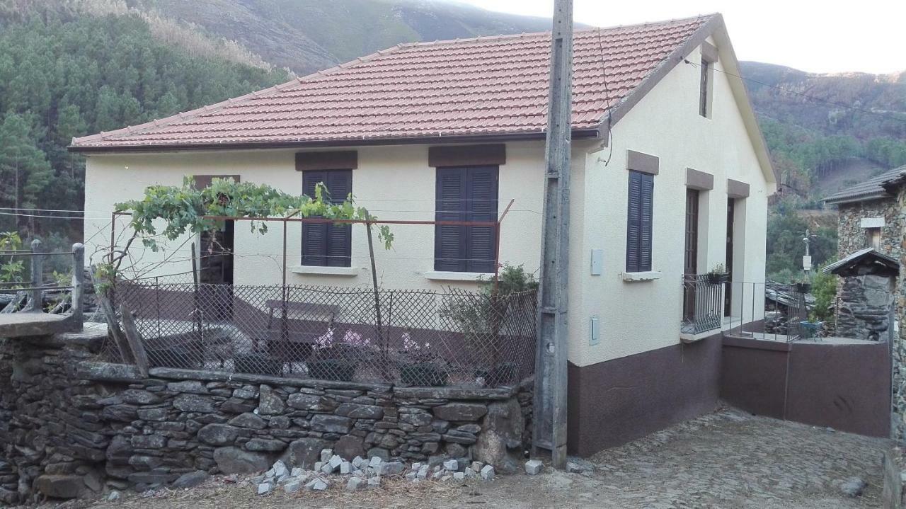 Casa Bernaldo Lägenhet Covas do Monte Exteriör bild